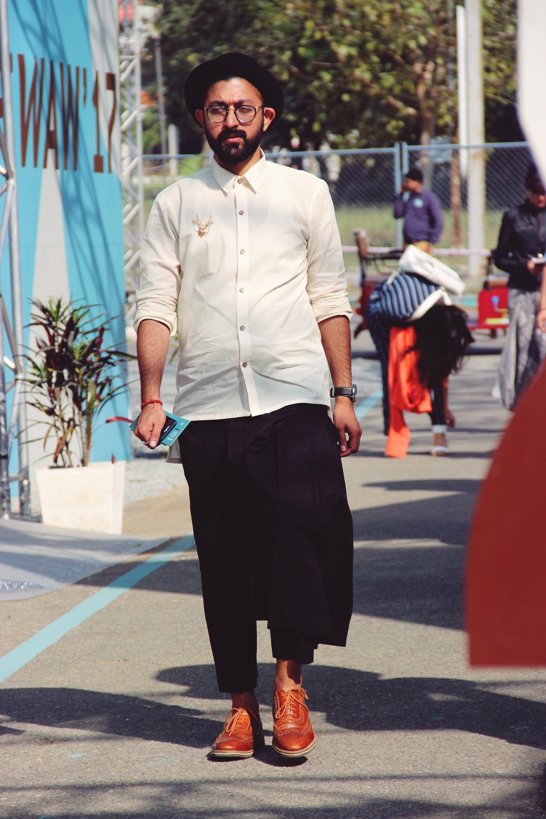 street style india-menswear-aifw-new delhi-street fashion (2)