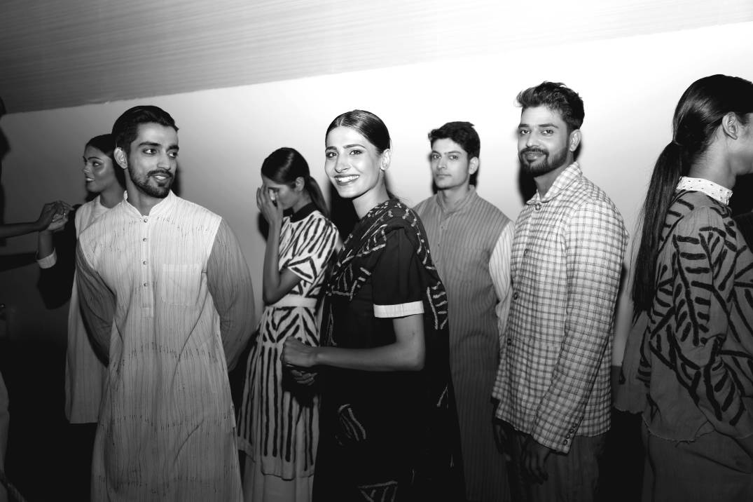 abraham &amp; thakore -vastra 2017-jaipur fashion week -khadi (19)