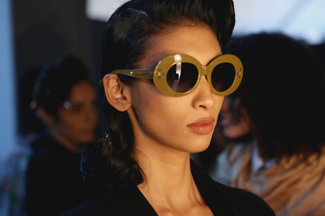 jj valaya-backstage-fashion week india-aifw-indian models-saree-indian wear-sunglasses-desi-new delhi (5)