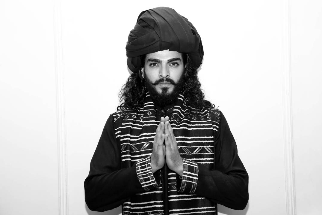 Bibi Russell-rajasthan heritage week-gypsy-bohemian-turban-kohl eyes on men-khadiq-jaipur (8)